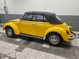 Imagen 9/18 de Volkswagen Beetle 1303 (1975)