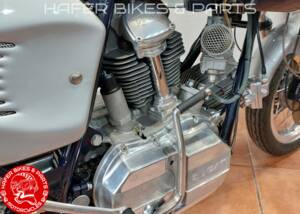 Image 21/37 de Ducati 900 SS (1981)