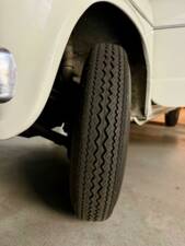 Image 14/28 of FIAT 600 D (1964)