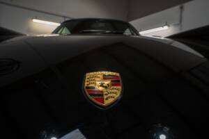 Image 34/38 of Porsche 911 Carrera 3.2 (1986)