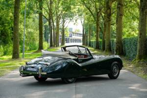 Image 5/50 of Jaguar XK 120 DHC (1953)