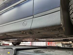 Image 25/58 of BMW 750i (1997)