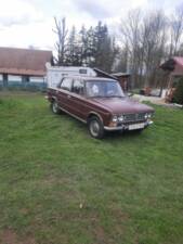 Image 11/17 of Lada 1500 (1974)
