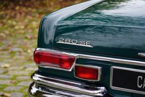 Image 7/12 of Mercedes-Benz 280 SE (1969)