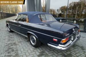 Imagen 12/21 de Mercedes-Benz 280 SE (1970)