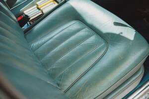 Image 37/42 of Rolls-Royce Silver Shadow II (1977)
