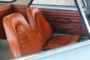 Bild 32/50 von Lancia Flaminia GT 2.5 3C Touring (1963)