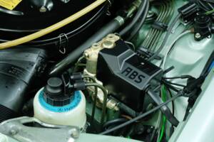 Bild 14/50 von Mercedes-Benz 300 SE (1986)