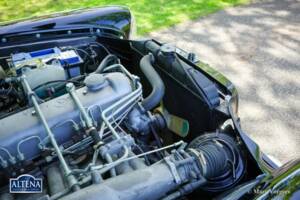 Image 33/52 of Mercedes-Benz 220 SE b (1963)