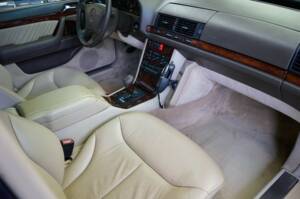 Immagine 16/36 di Mercedes-Benz S 500 L (1994)