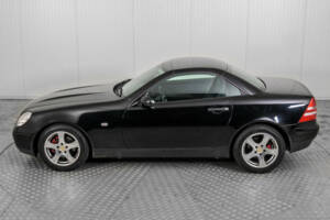 Image 43/45 of Mercedes-Benz SLK 200 (1999)