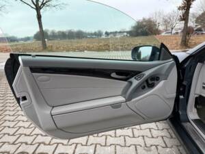 Bild 6/30 von Mercedes-Benz SL 350 (2008)