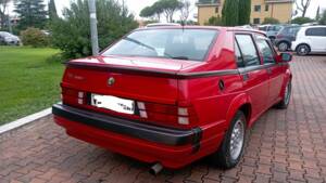 Image 20/51 of Alfa Romeo 75 1.8 Turbo (1991)