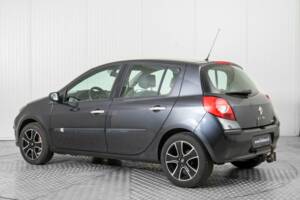 Imagen 6/15 de Renault Clio III 1.4 16V (2006)