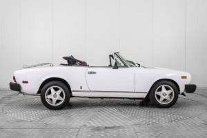 Image 12/50 de FIAT Spider 2000 Pininfarina 50th Anniversary Edition (1979)
