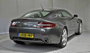 Image 12/50 de Aston Martin V8 Vantage (2006)