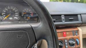 Image 7/13 de Mercedes-Benz E 220 (1994)