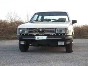 Image 3/50 of Alfa Romeo Giulietta 1.8 (1983)