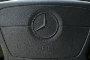 Image 43/50 de Mercedes-Benz 300 SL (1990)