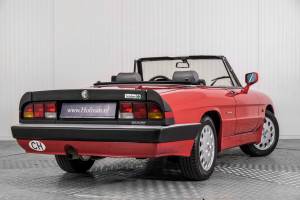 Image 7/50 of Alfa Romeo 2.0 Spider QV (1988)