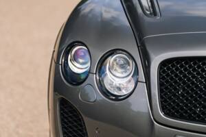 Immagine 49/50 di Bentley Continental GTC (2010)