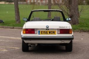 Image 32/50 of BMW 320i (1987)