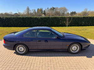 Image 20/69 of BMW 850i (1993)