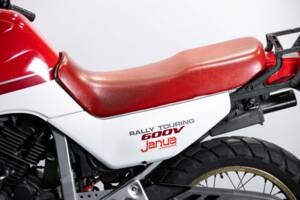 Image 44/47 of Honda XL 600V Transalp (1989)