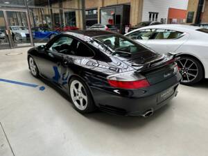 Image 7/17 of Porsche 911 Turbo (2002)