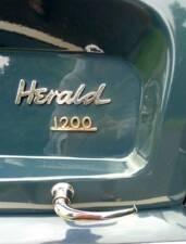 Image 25/93 of Triumph Herald 1200 (1964)