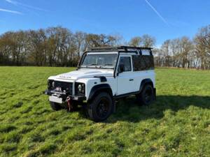 Afbeelding 1/12 van Land Rover Defender 90 (2014)