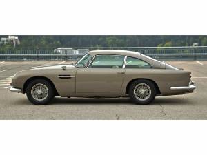 Image 35/44 of Aston Martin DB 5 (1964)