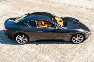 Bild 6/37 von Maserati GranTurismo S (2010)