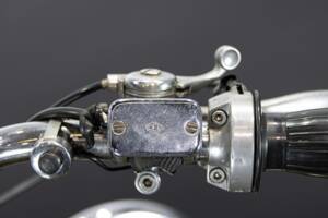 Image 13/27 of Moto Guzzi Nuovo Falcone (1973)