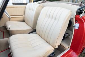 Image 42/43 of Mercedes-Benz 190 SL (1959)