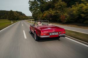 Image 2/4 of Mercedes-Benz 280 SL (1969)