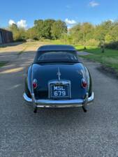 Immagine 2/12 di Jaguar XK 150 3.4 S OTS (1959)