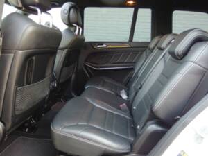 Image 55/98 of Mercedes-Benz GLS 63 AMG 4MATIC (2016)