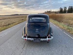 Image 6/16 of Mercedes-Benz 220 (1952)