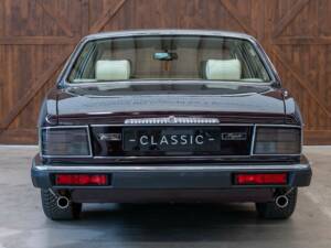 Image 9/30 of Jaguar XJ12 6.0 (1994)