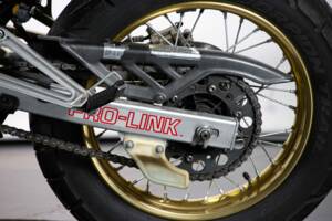 Image 14/38 de Honda NX 650 Dominator (1988)