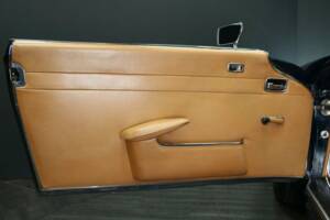 Image 10/30 of Mercedes-Benz 280 SL (1968)