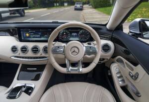 Immagine 18/31 di Mercedes-Benz S 63 AMG S 4MATIC (2019)