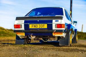 Afbeelding 10/45 van Ford Escort Mk II RS1800 (1979)