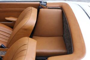 Imagen 32/50 de Mercedes-Benz 230 SL (1965)