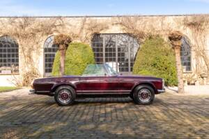 Image 33/35 de Mercedes-Benz 230 SL (1963)