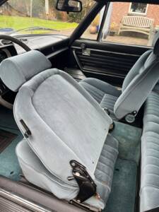 Bild 21/60 von Peugeot 504 V6 Coupe (1975)