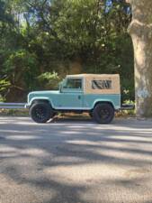 Image 2/72 of Land Rover 90 (1987)