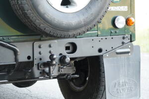 Bild 24/73 von Land Rover Defender 90 (2008)