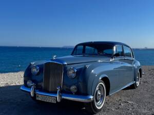 Image 21/46 of Bentley S 2 (1961)
